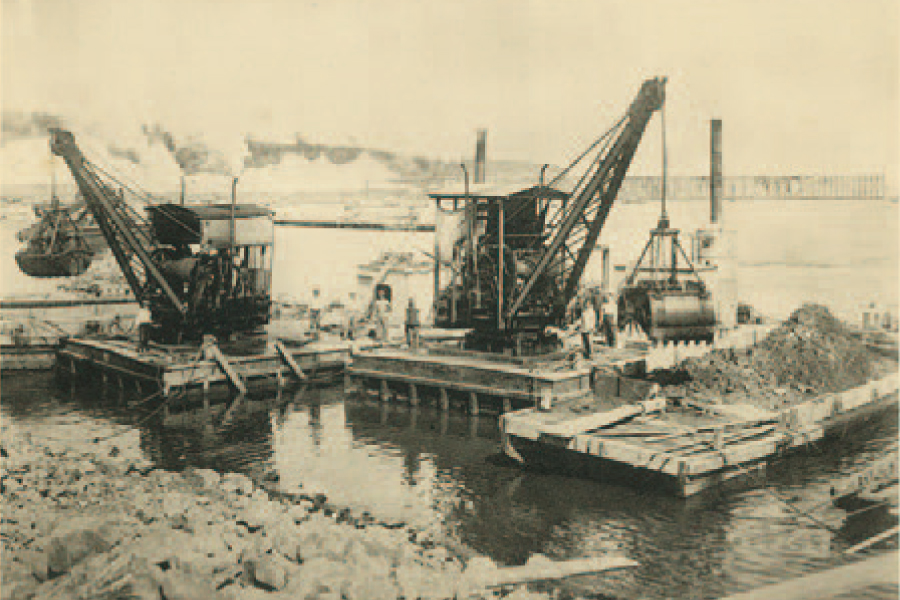 Priestman-type Dredger Operation