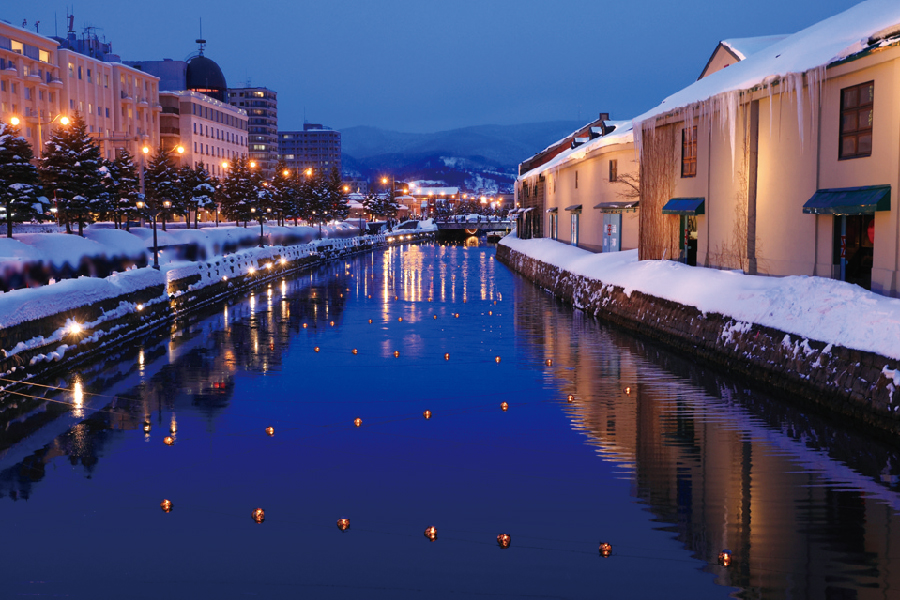 2019, Otaru Canal during the Otaru Snow Light Path.