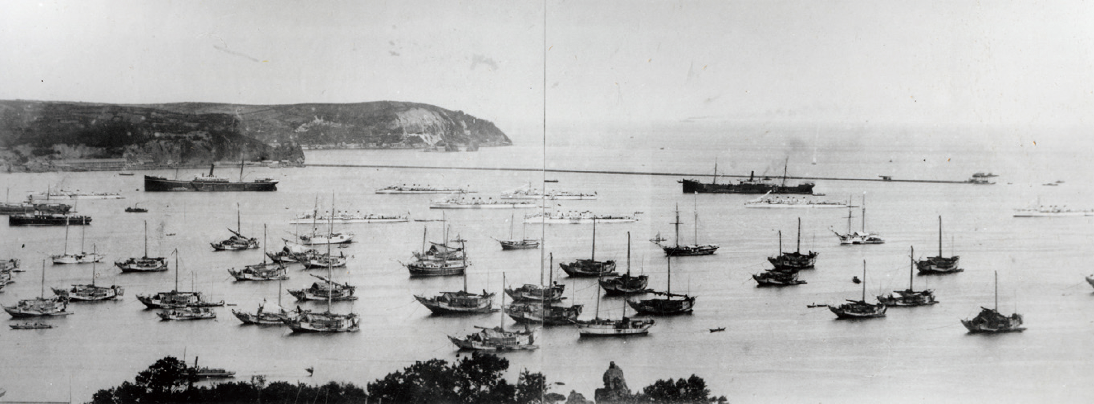 多くの北前船が寄港し、賑わう小樽港