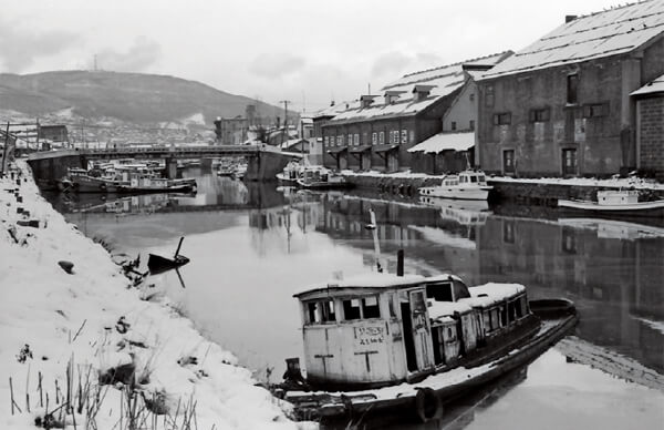 役割を終え、放置された小樽運河